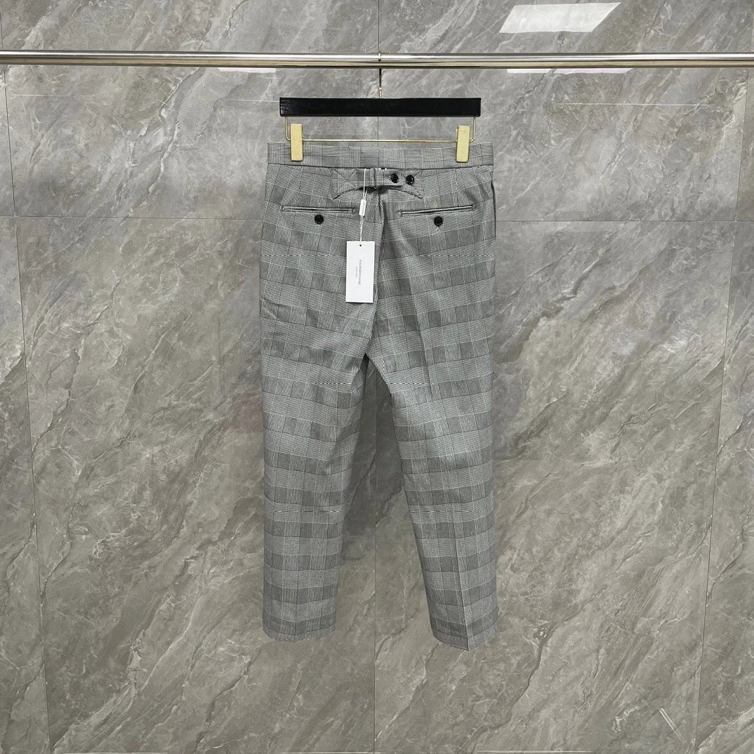 Thom Browne Suits Grey checked two-button suit with striped lining image 7