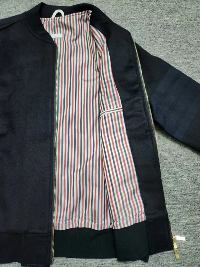 Thom Browne Jackets Four-bar zip bomber jacket product detail image 5