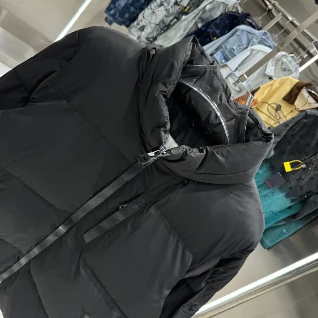 Unbranded Down Jackets Quilted stand-collar puffer jacket product detail image 5