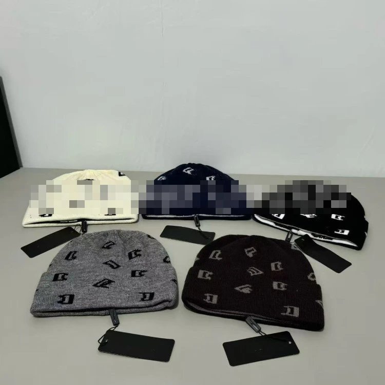 Dolce & Gabbana Logo Intarsia Beanie Hat Collection - 007622