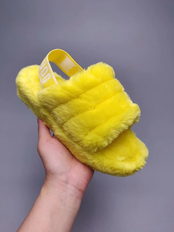 UGG Slippers Fluff Yeah Slide — 5119 Light Yellow