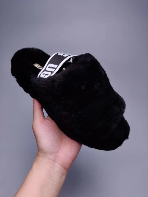UGG Slippers Fluff Yeah Slide — 5119 black