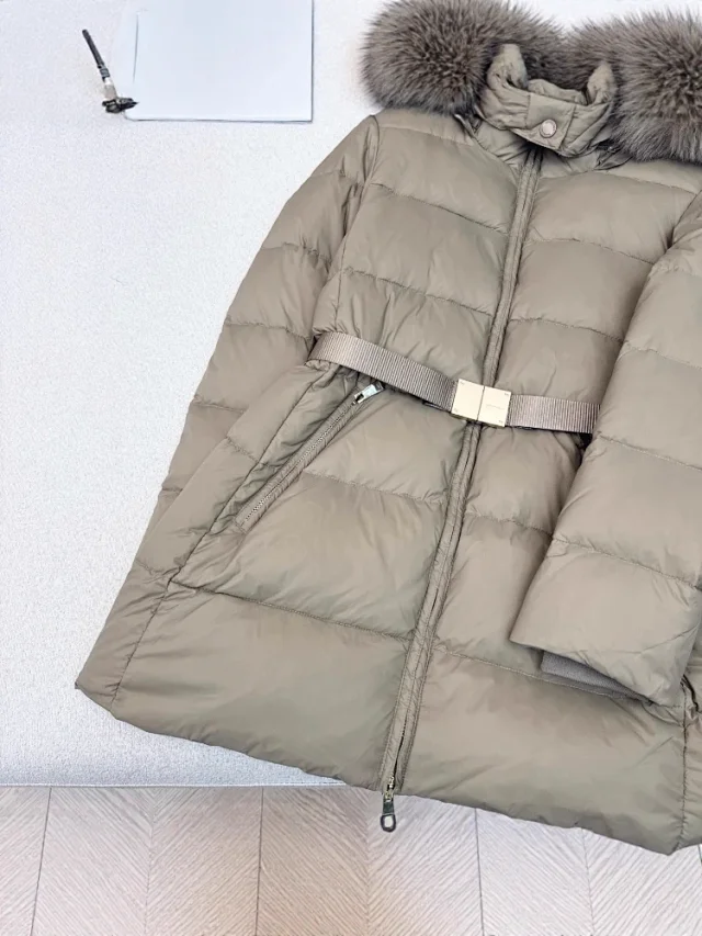 Unbranded Down Jackets Belted long puffer with fur-trim hood product detail image 6
