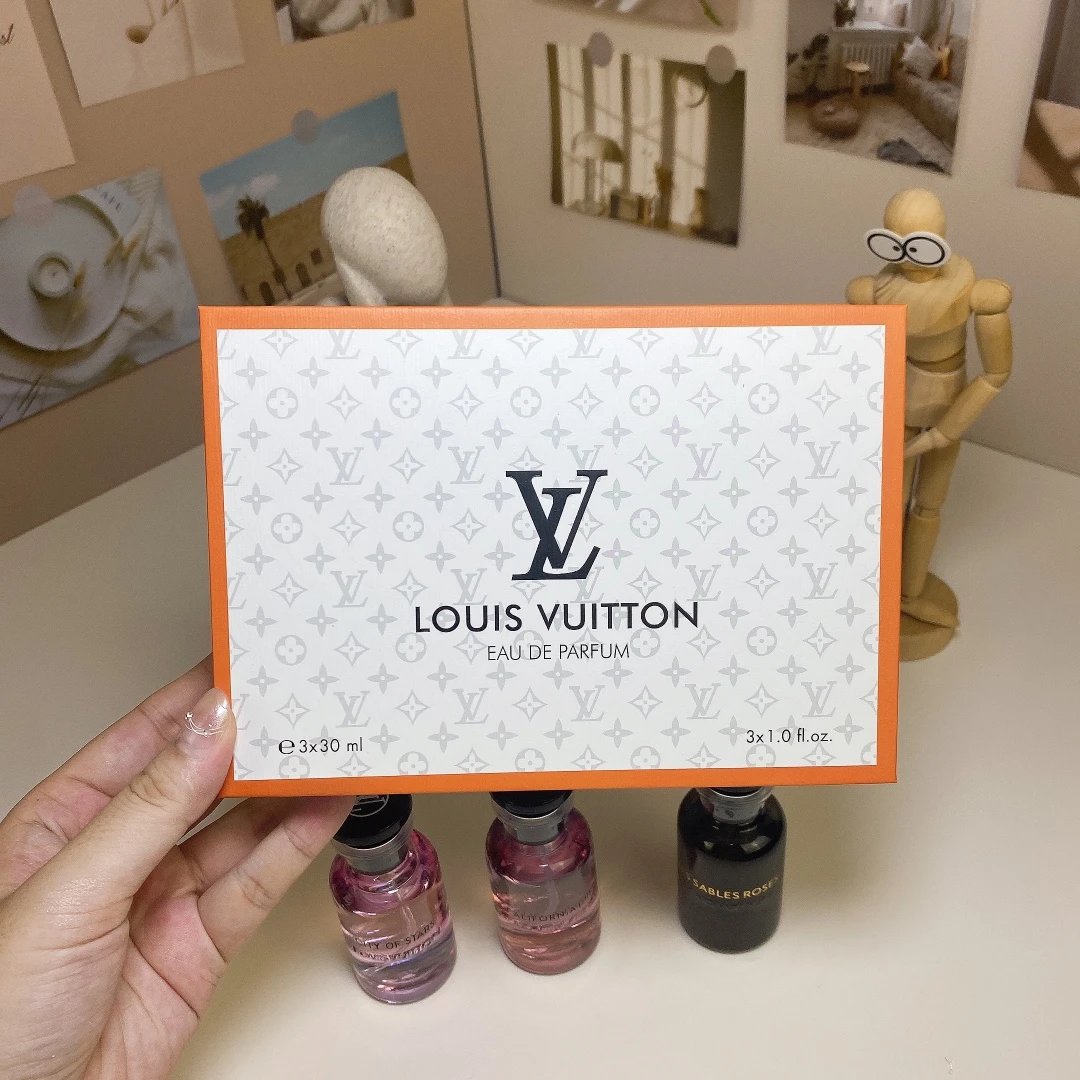 Louis Vuitton Perfume City of Stars, California Dream, and Les Sables Roses 3-piece Eau de Parfum set image 4