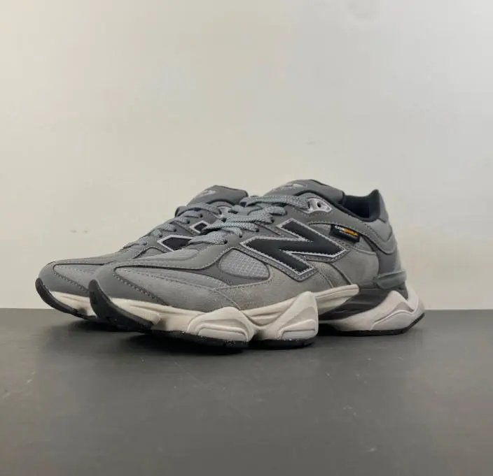 New Balance Sneakers Low-Top Lace-Up — gray