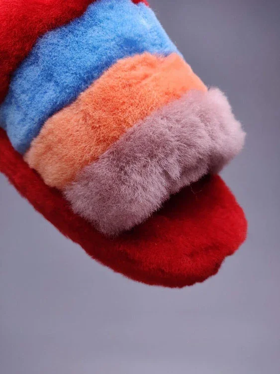 UGG Slippers Fluff Yeah Slide product detail image 4
