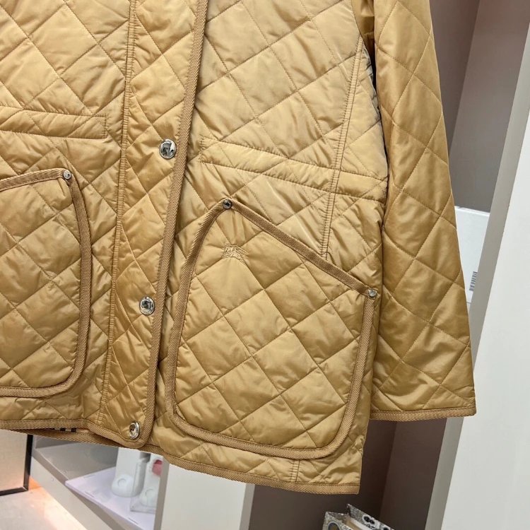 Unbranded Jackets Hooded diamond-quilted padded jacket with drawstring waist and patch pockets image 5