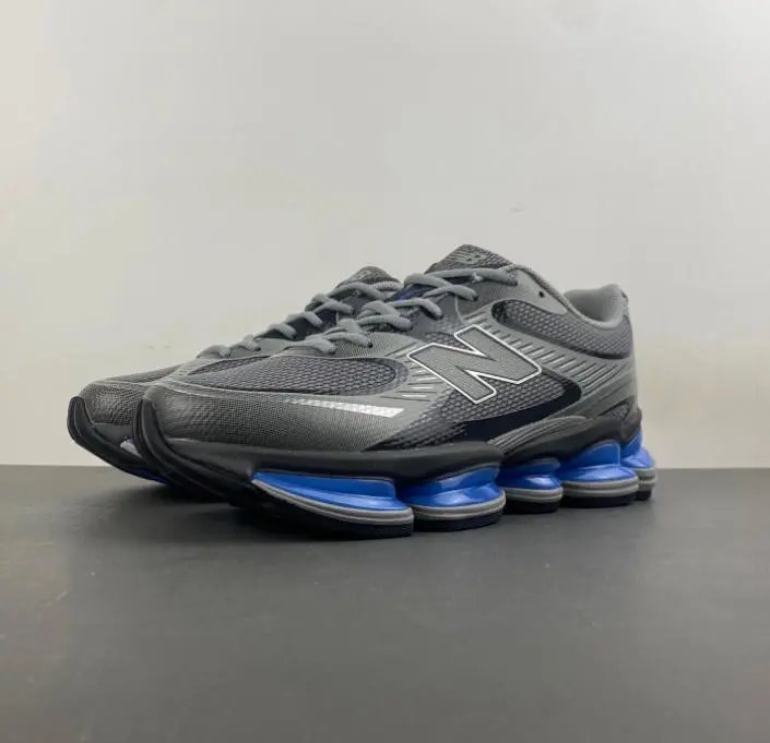 New Balance Sneakers Low-Top Lace-Up — carbon gray jade