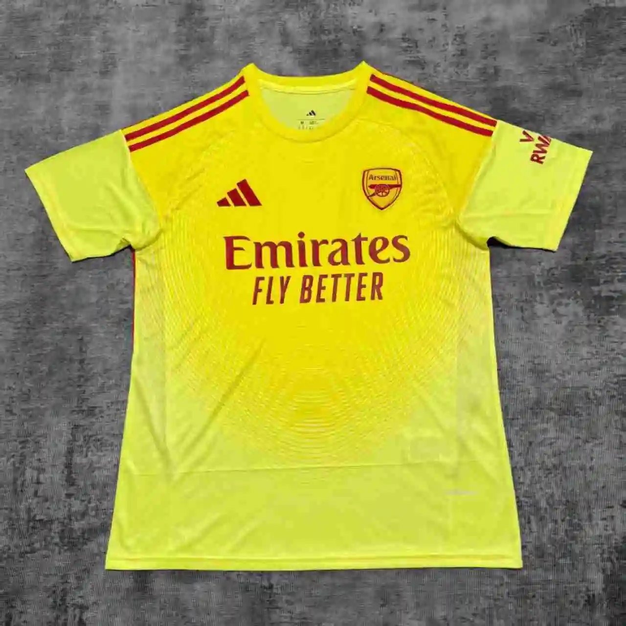 25-26 Arsenal goalkeeper, light yellow