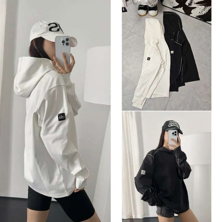 Alo Yoga Contrast Stitch Logo Hoodie