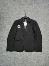 Black Single-Breasted Blazer [1 style]