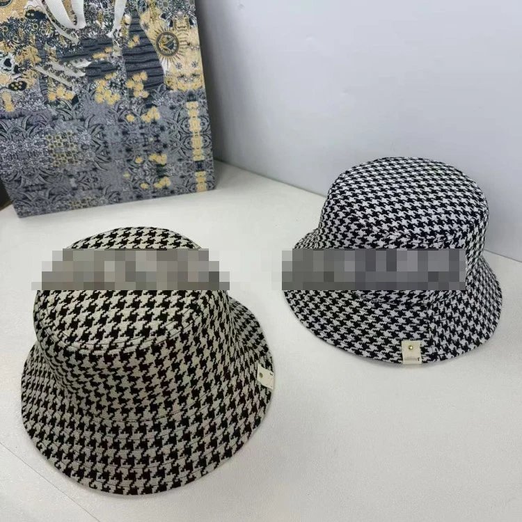 Dior Houndstooth Bucket Hat - 004820
