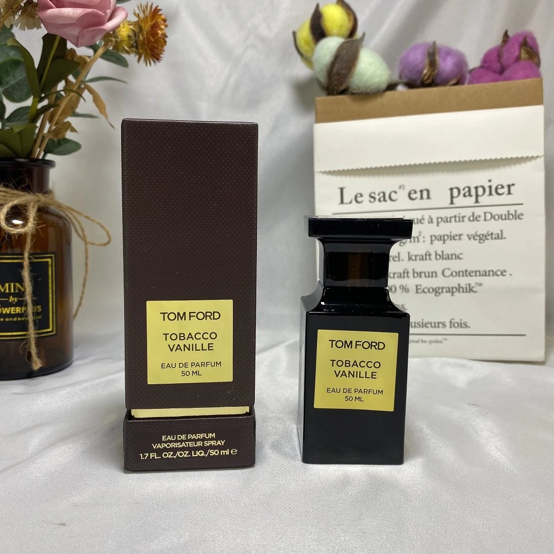 Tom Ford Eau de Parfum Spray QC photos