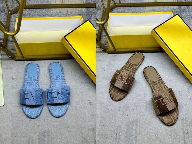Fendi FF Logo Slippers