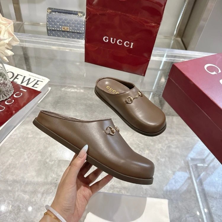 Gucci Slippers GG Monogram Horsebit Closed-Toe Mules — Figure 8