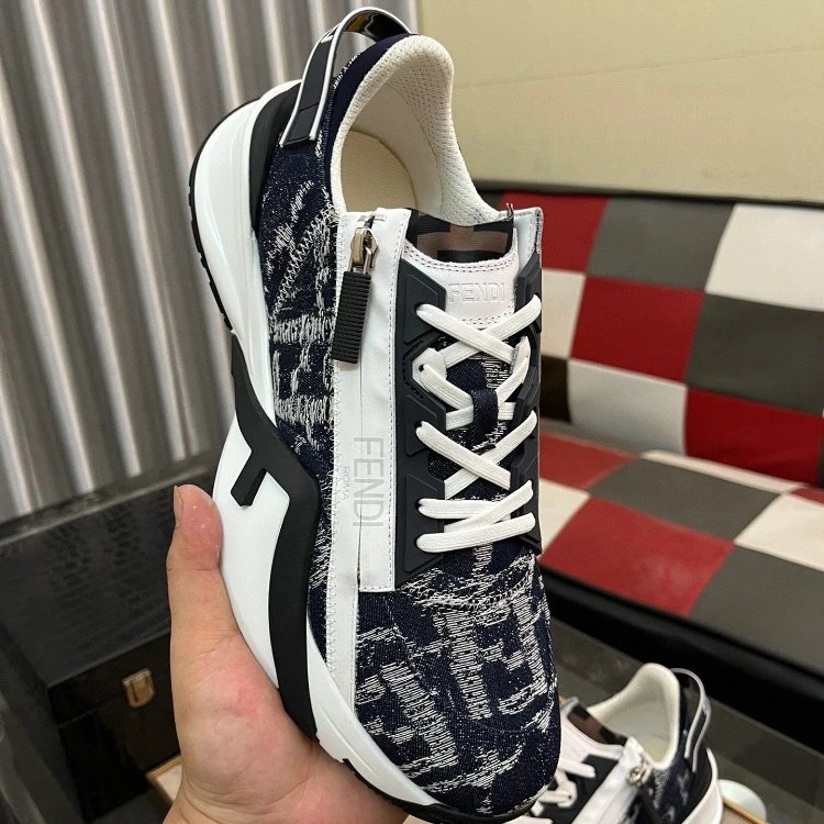 Fendi Sneakers Chunky zip-panel — 20