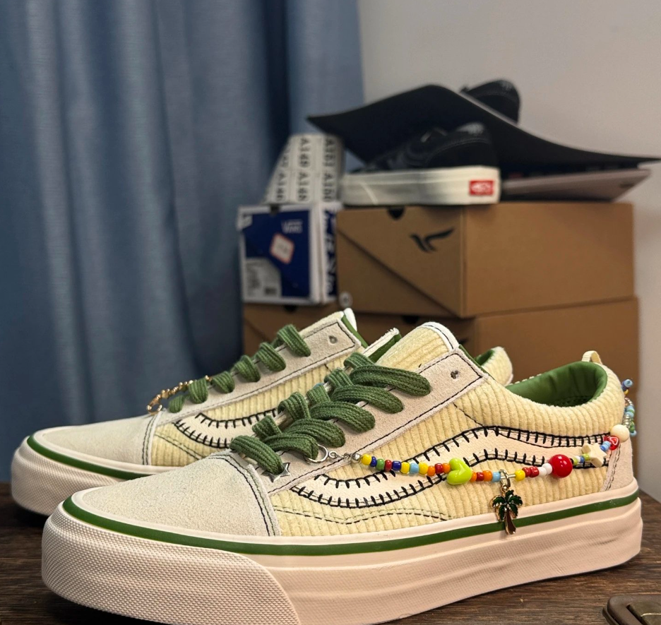 White Green