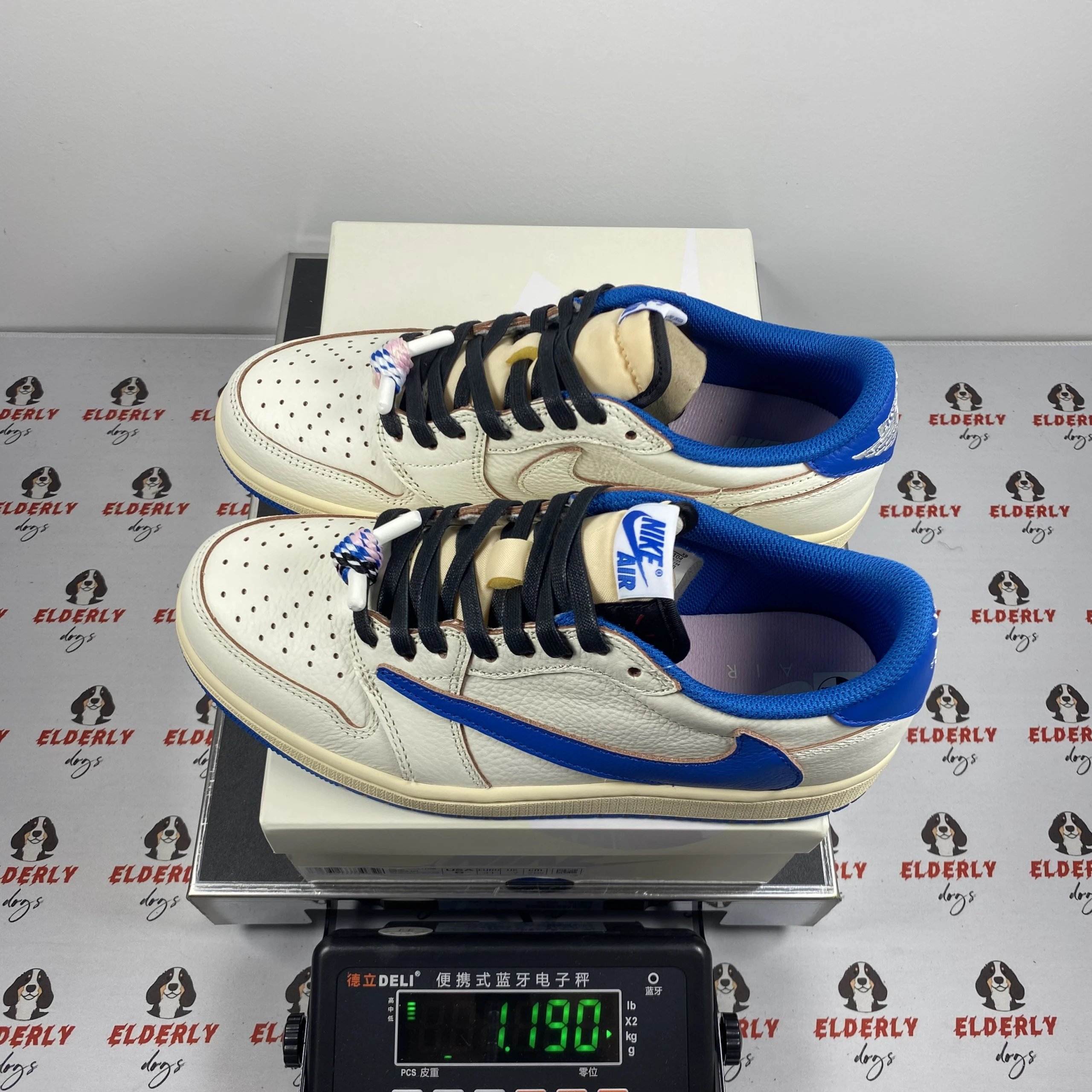 DM7866-104 Fragment x Travis Scott (36-48.5)