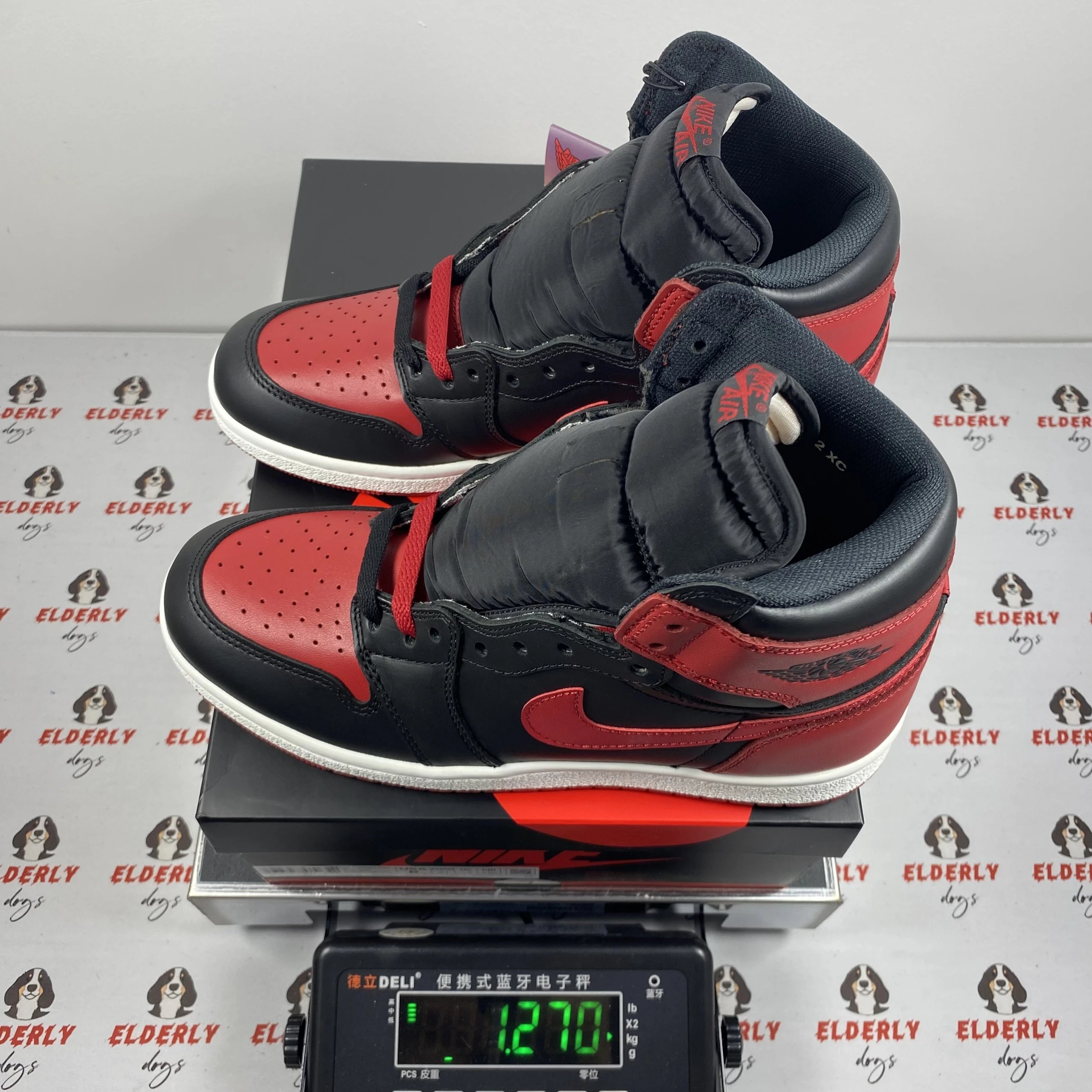 HV6674-067 Black Red (40-48.5)