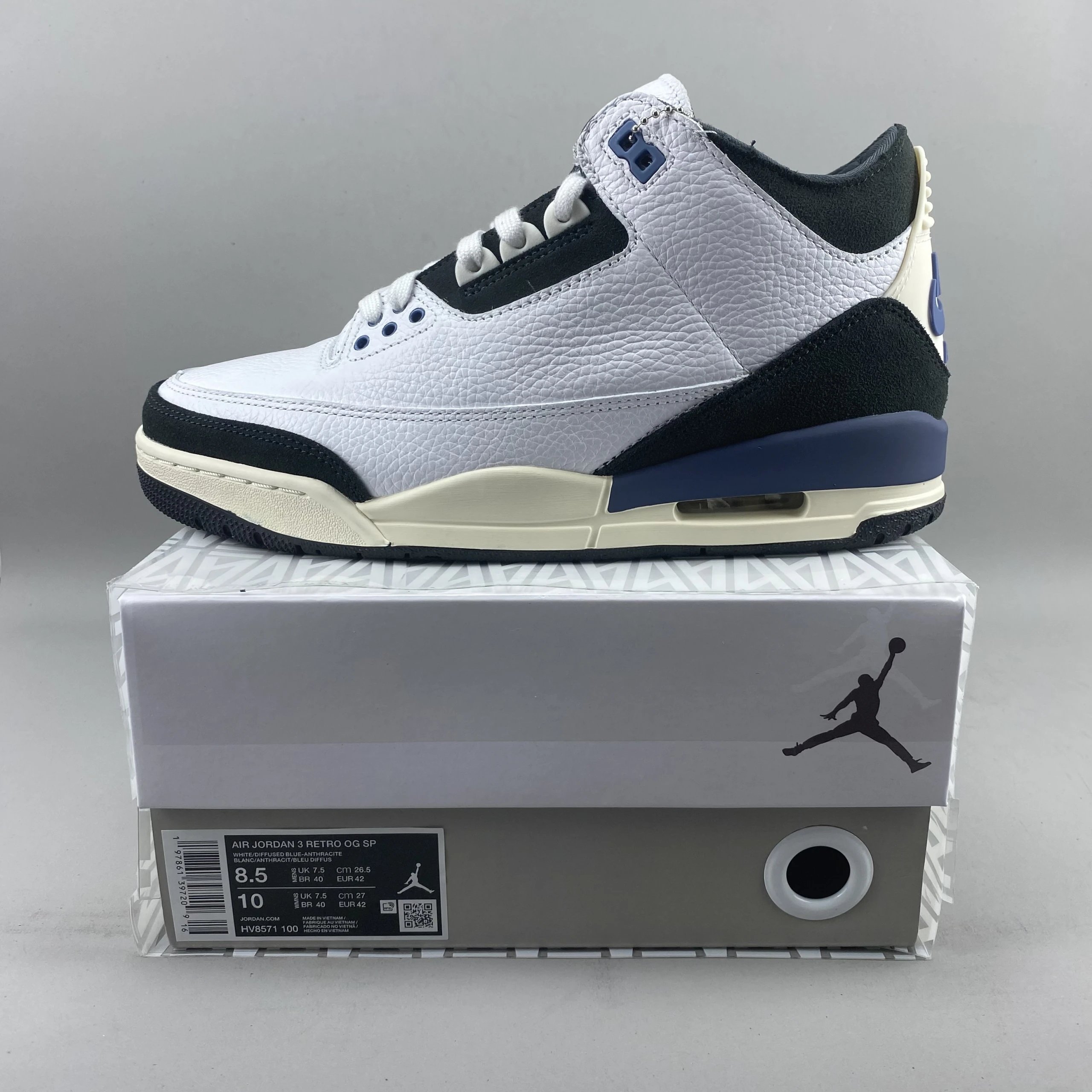 HV8571 100/AMM Blue and White