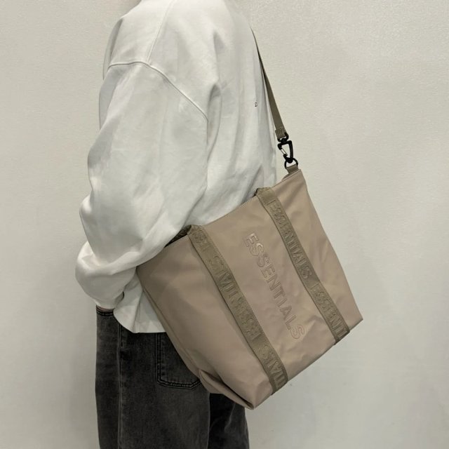 Essentials Handbag: seller detail photo 3