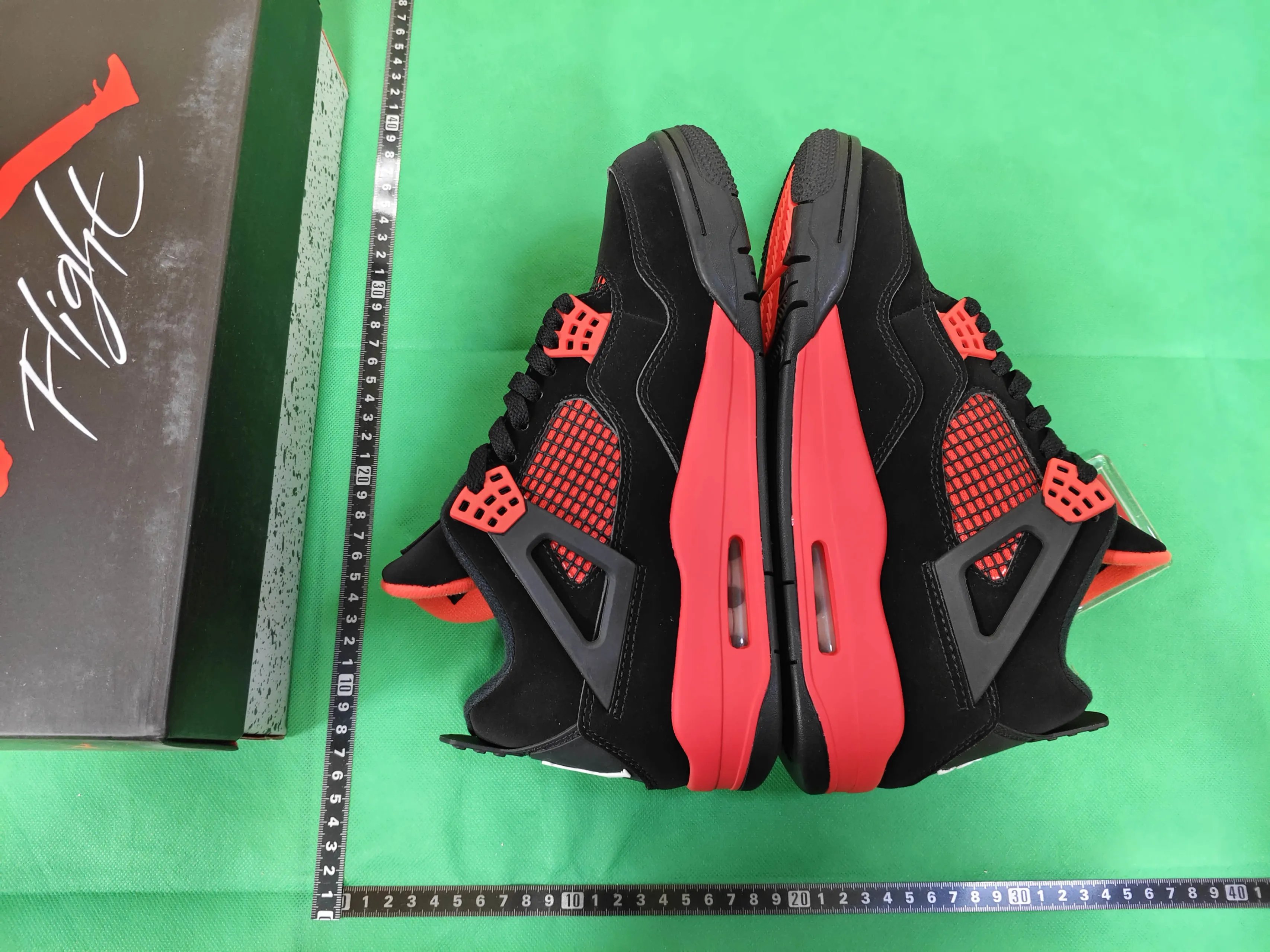 [OG Batch] Ar J*rdan 4