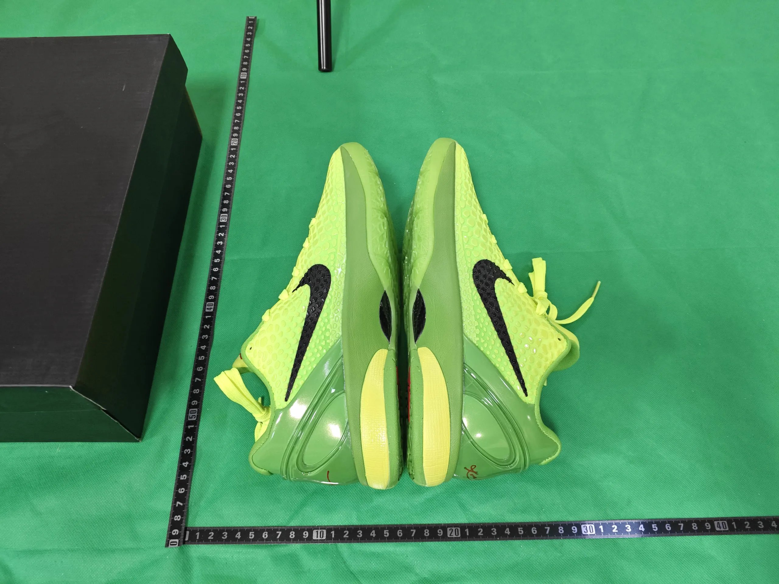 Kobe 6s [MID BATCH]