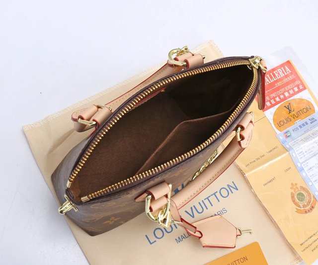LV Louis Vuitton Handbags: seller detail photo 3