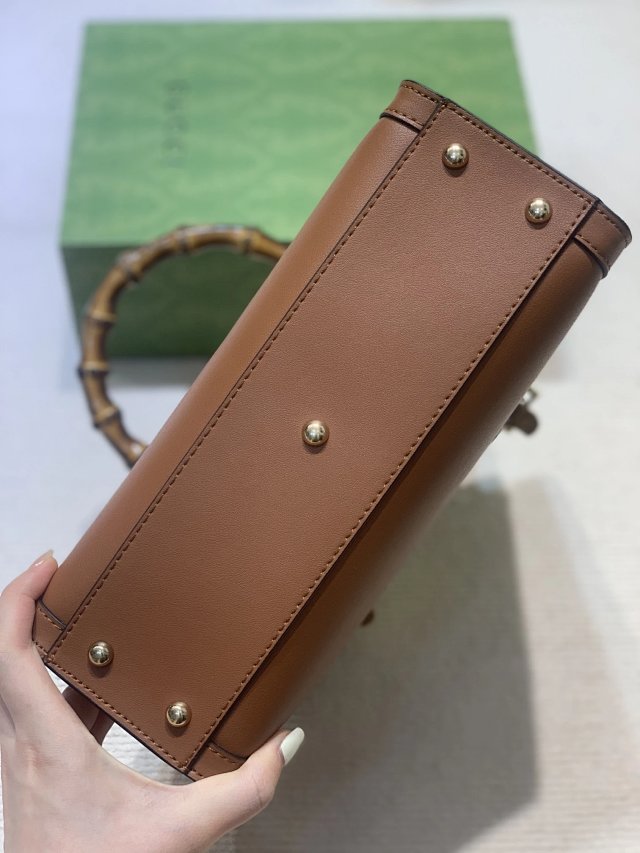 GUCCI Handbags: seller detail photo 6