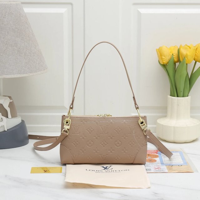 LV Louis Vuitton Handbags: seller detail photo 3