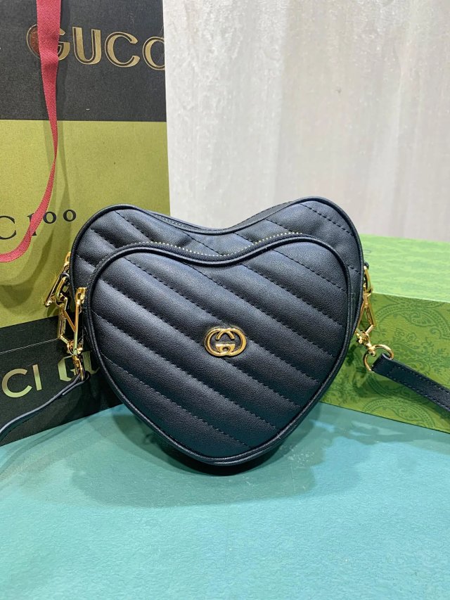 GUCCI Handbags: seller detail photo 1