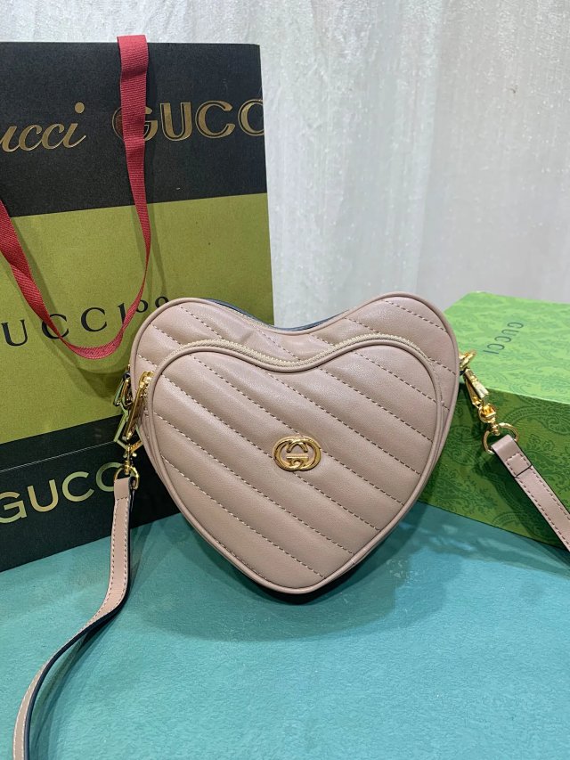 GUCCI Handbags: seller detail photo 2