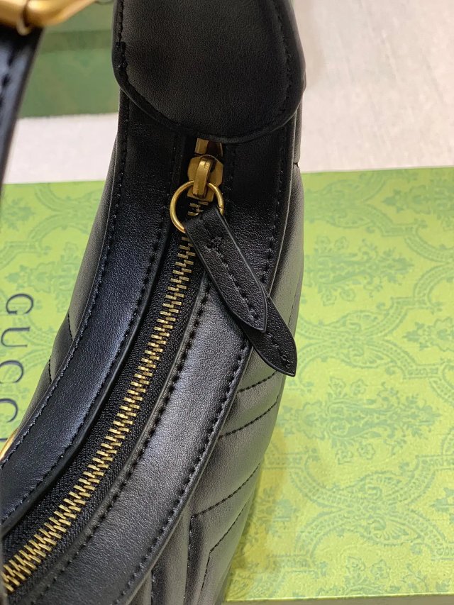 GUCCI Handbags: seller detail photo 3