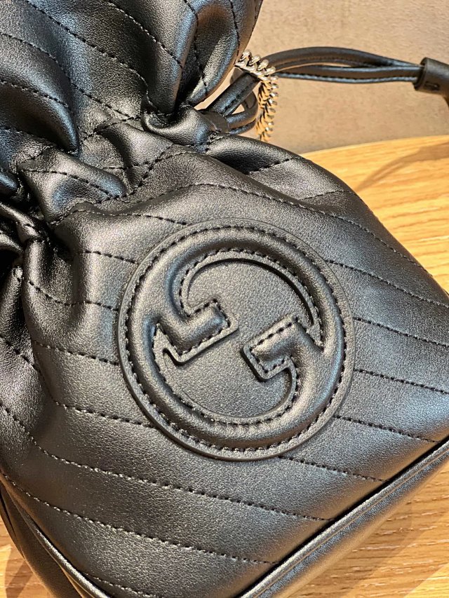 GUCCI Handbags: seller detail photo 9