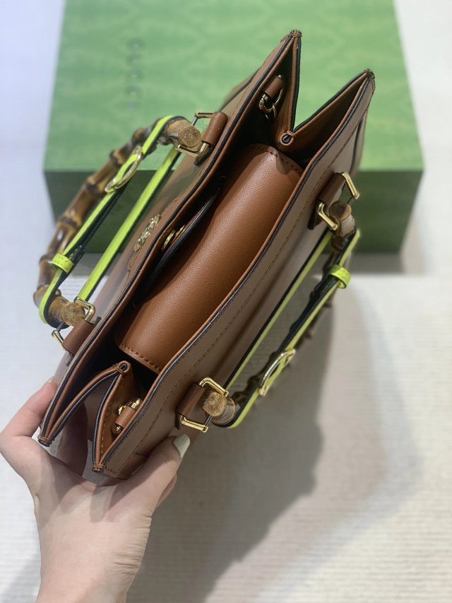 GUCCI Handbags: seller detail photo 3
