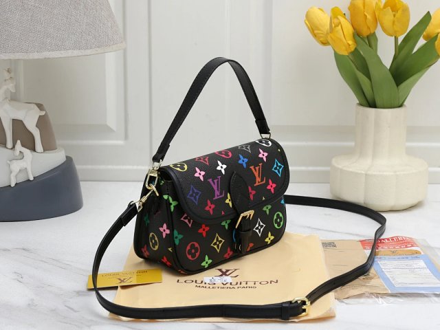 LV Louis Vuitton Handbags: seller detail photo 4
