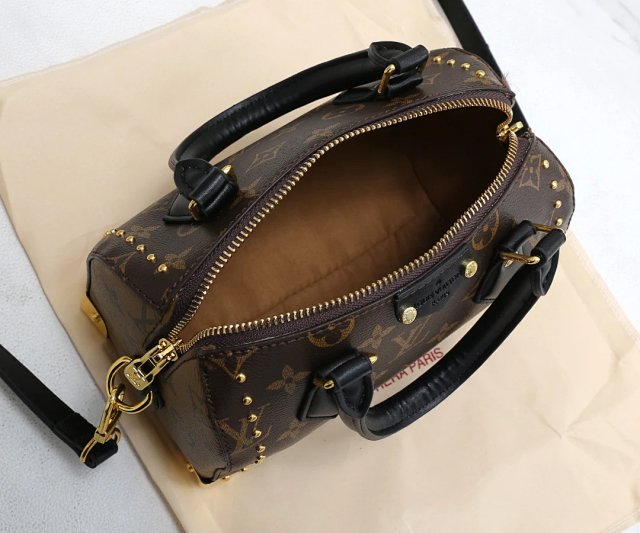LV Louis Vuitton Handbags: seller detail photo 6