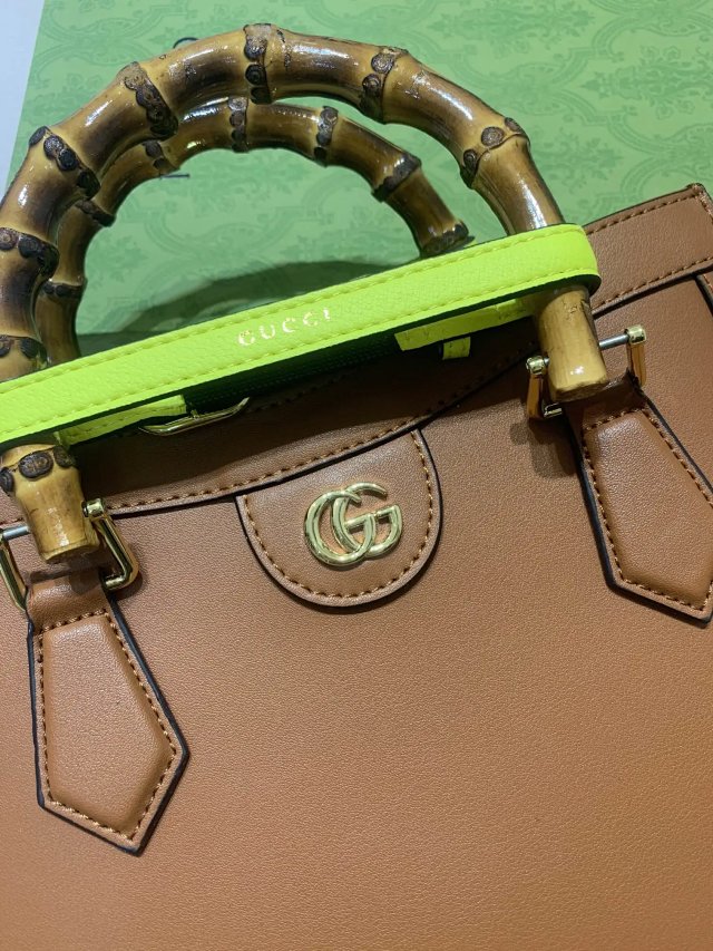 GUCCI Handbags: seller detail photo 4