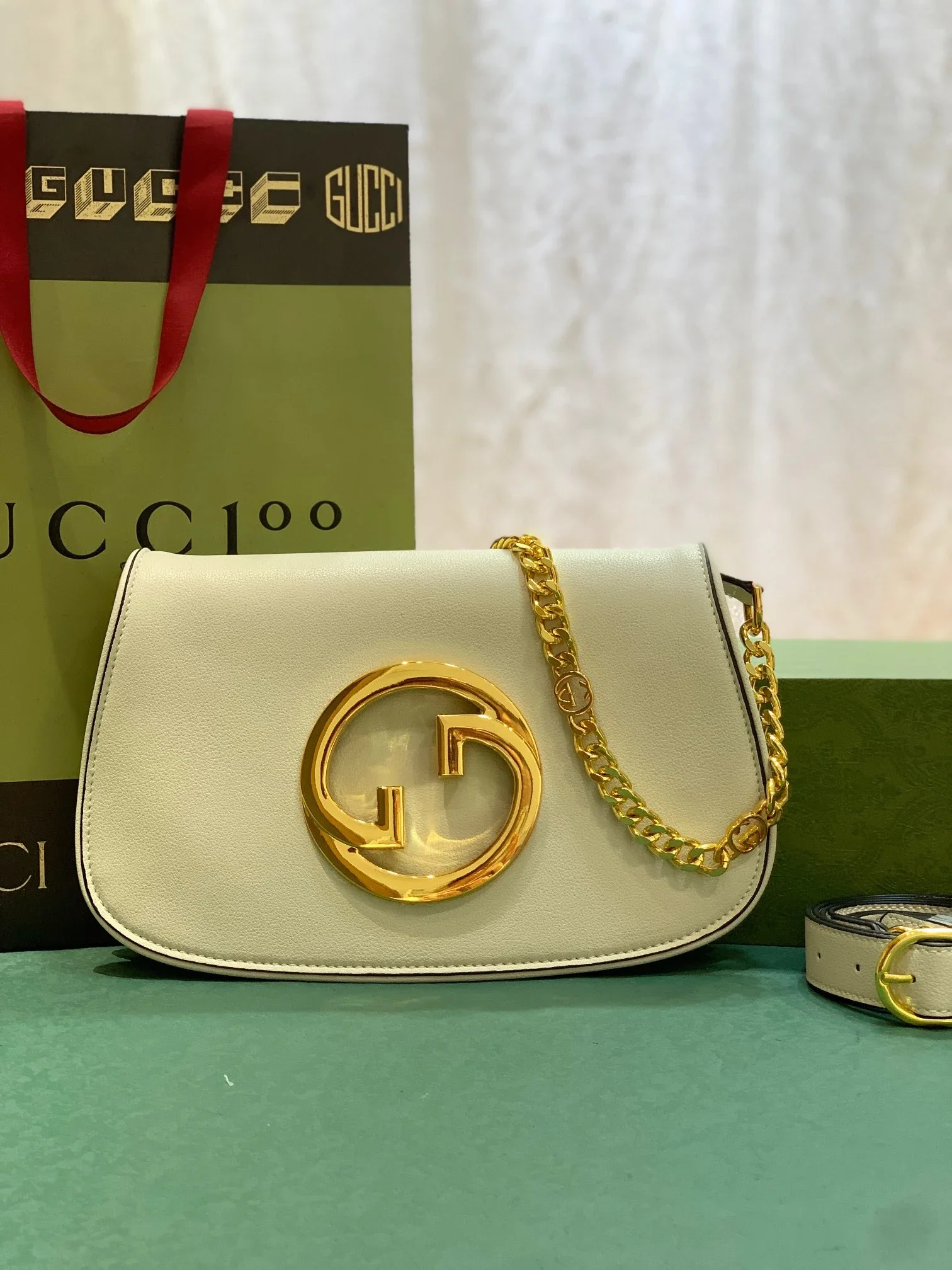 Gucci Blondie Series Shoulder / Crossbody Bag