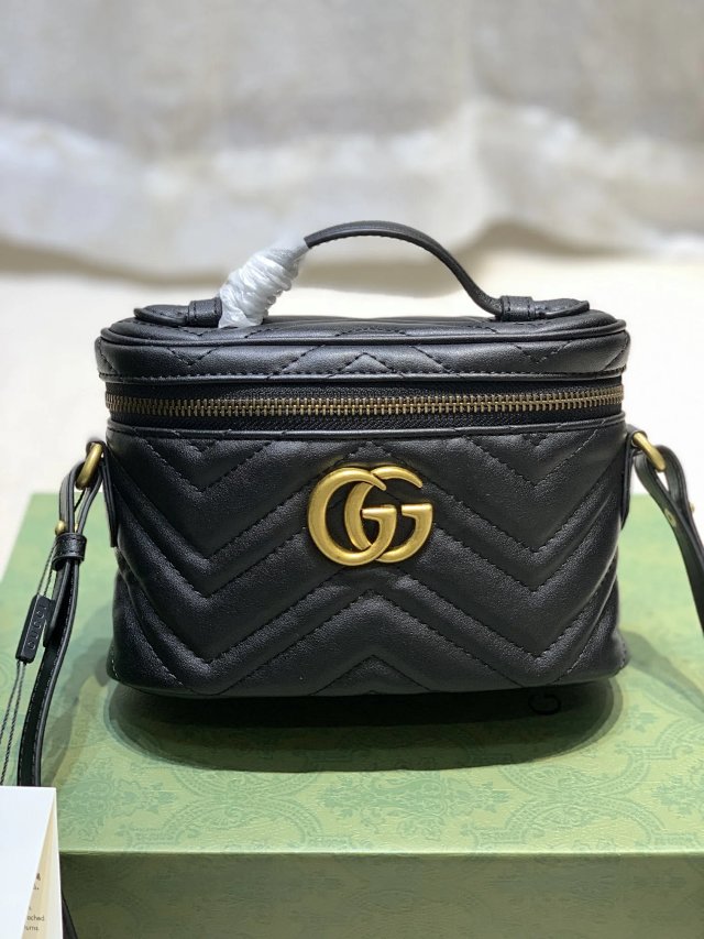 GUCCI Handbags: seller detail photo 6
