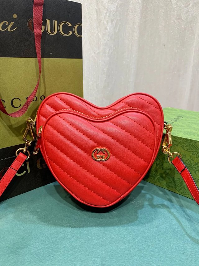 GUCCI Handbags: seller detail photo 3