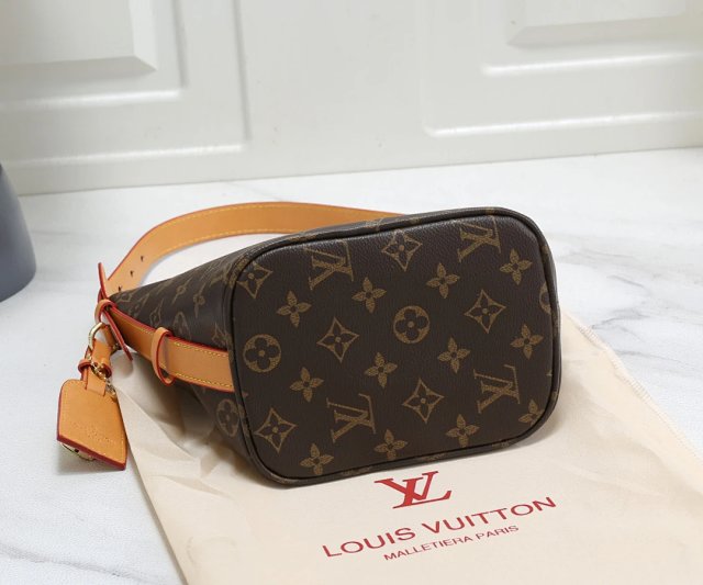 LV Louis Vuitton Handbags: seller detail photo 5