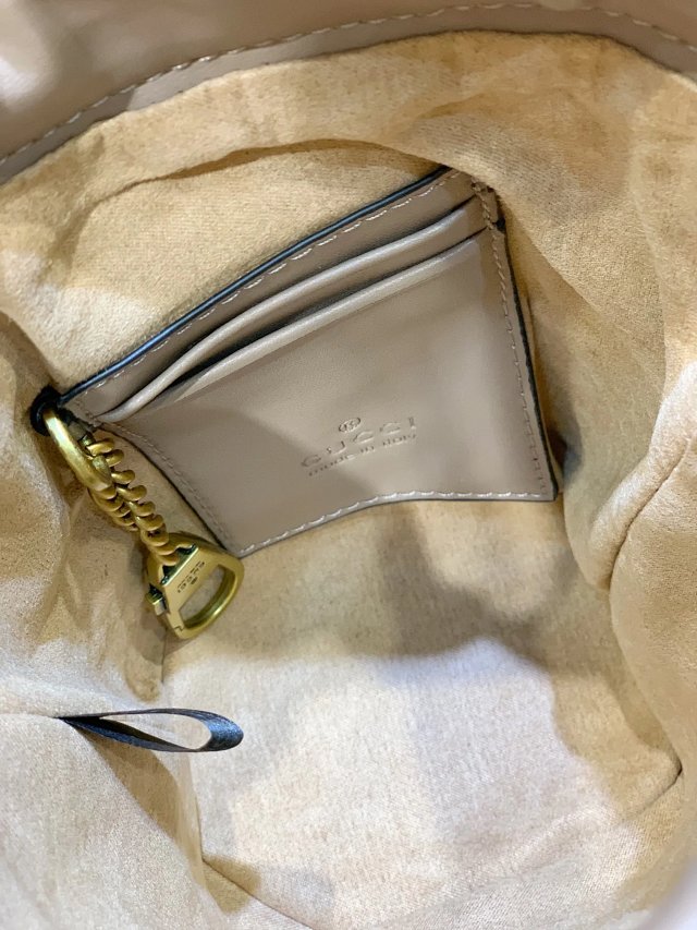 GUCCI Handbags: seller detail photo 7