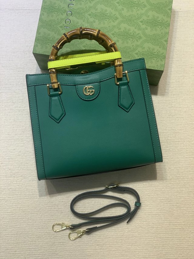 GUCCI Handbags: seller detail photo 9