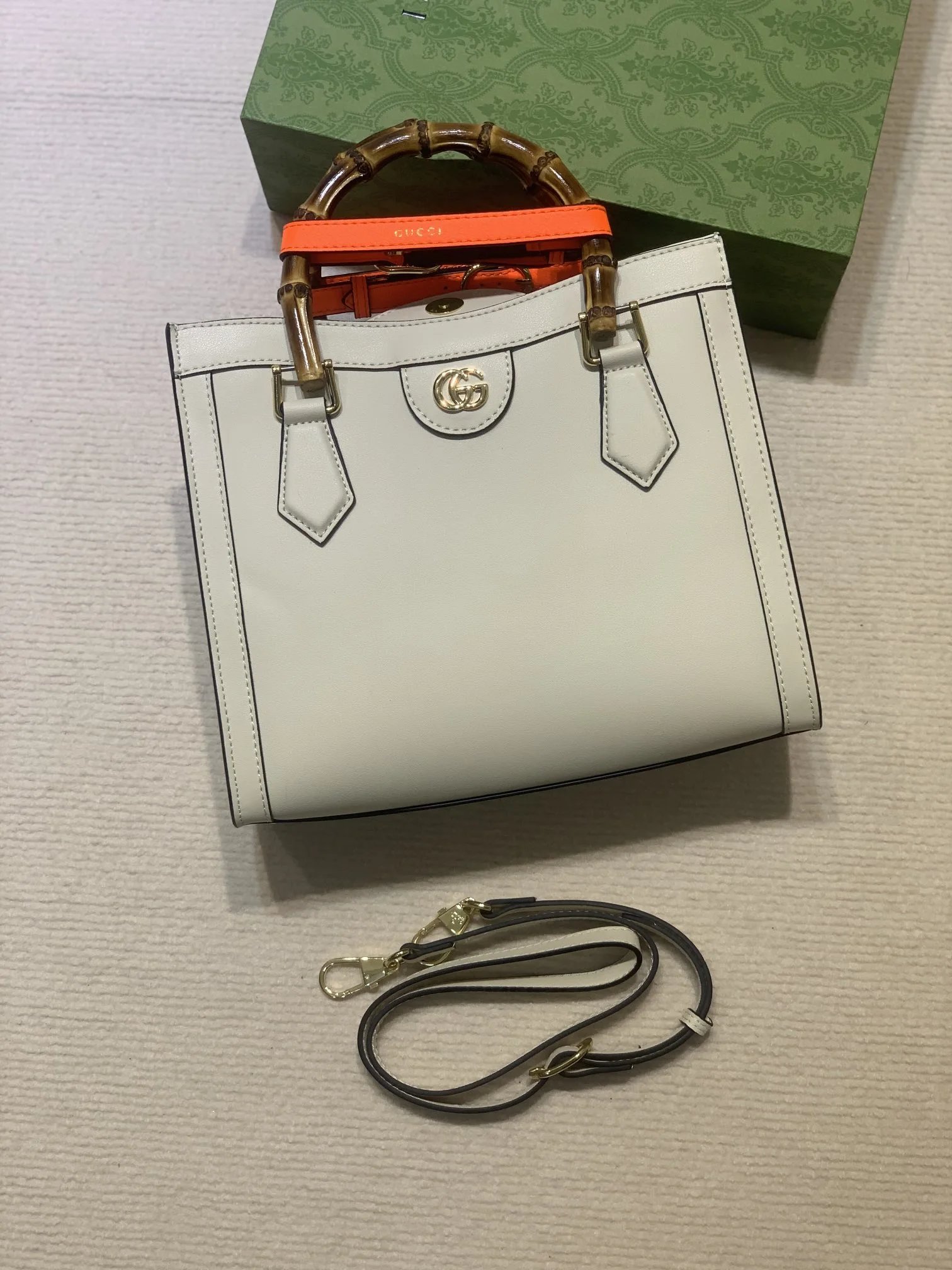 GUCCI Handbags