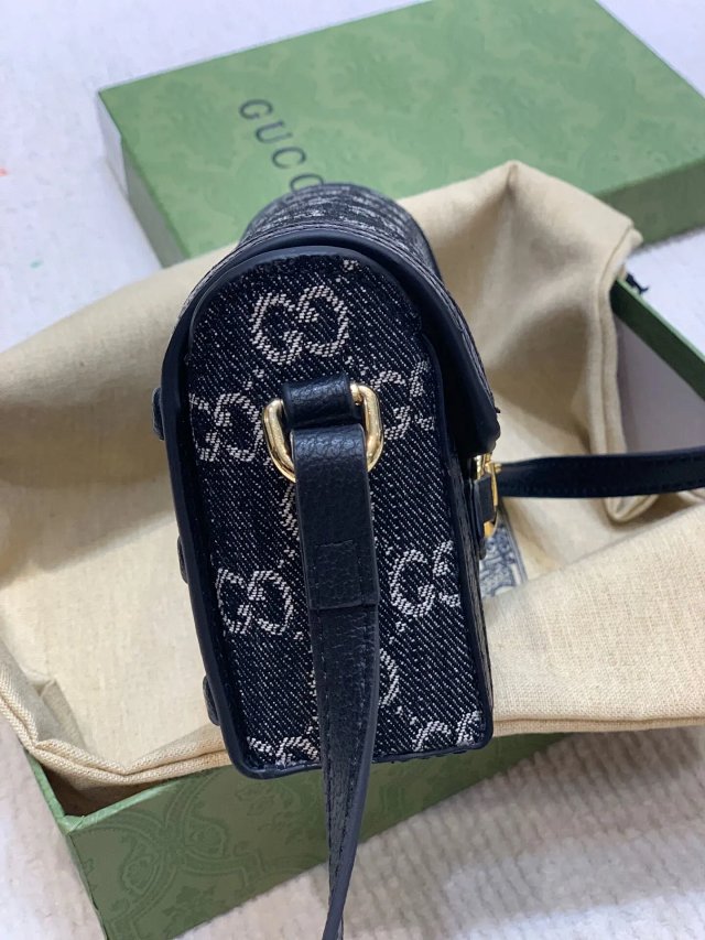 GUCCI Handbags: seller detail photo 5