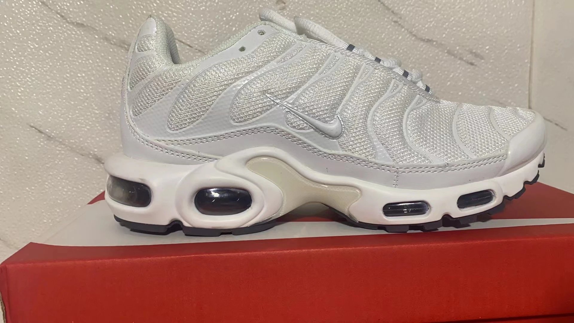 Nike Air Max Plus "Triple White" Shoe