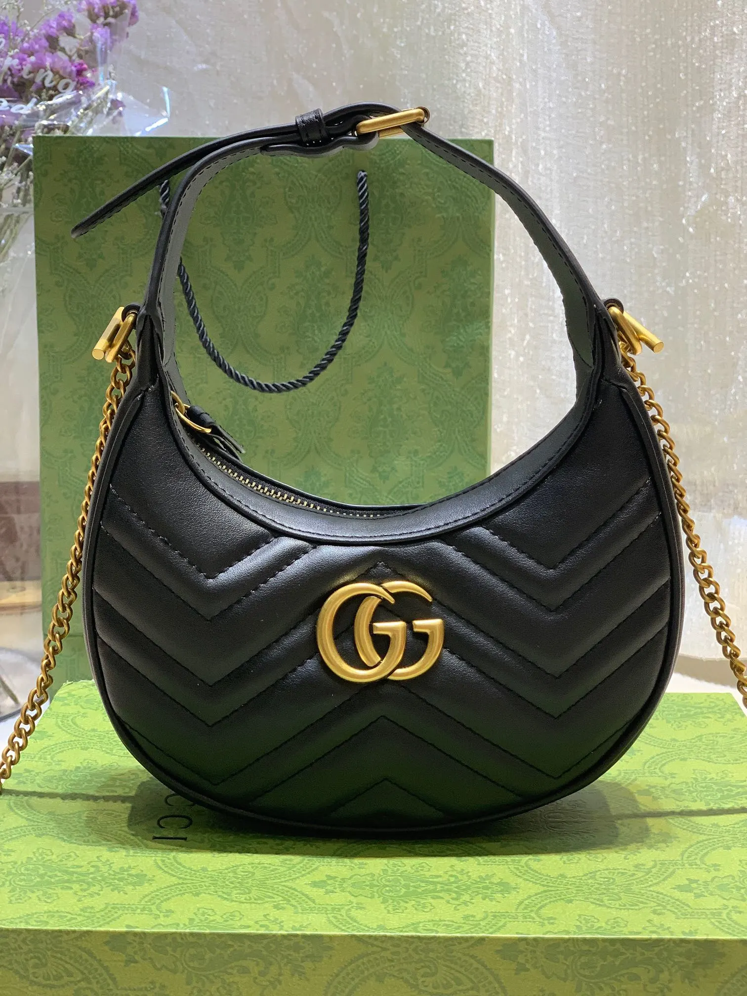 Gucci GG Marmont Series Mini Crescent Shoulder Bag