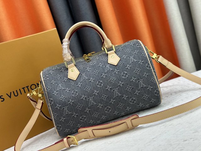 LV Louis Vuitton Handbags: seller detail photo 1