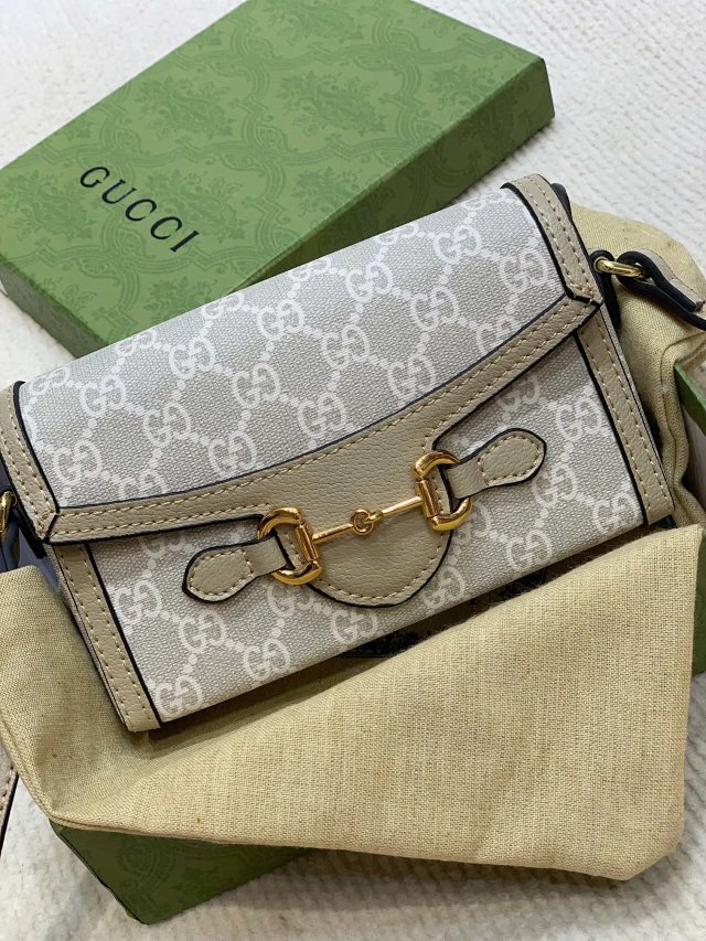 GUCCI Handbags: seller detail photo 7